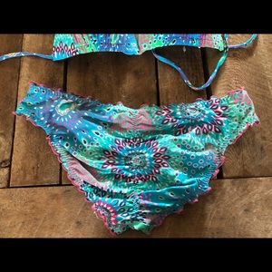 Lulu Fama Wavy Bikini